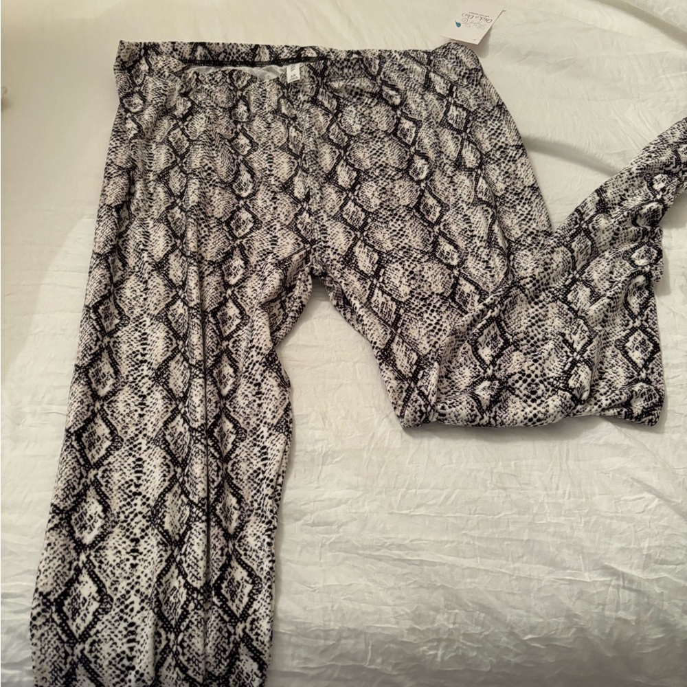 Nwt boutique leggings 3x